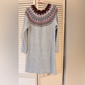 Long sleeve blouse and short dress. Gray with pink and purple, wintery but cute.